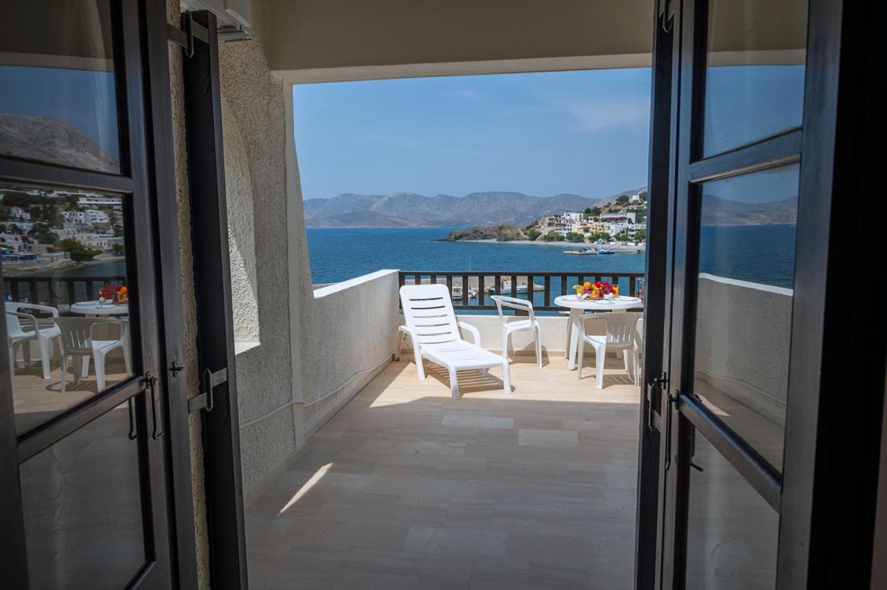 Pelagos Seafront Accommodation - Maria Myrties ภายนอก รูปภาพ