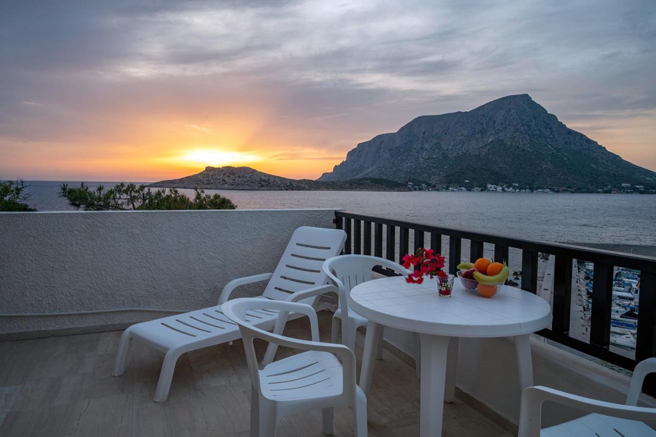 Pelagos Seafront Accommodation - Maria Myrties ภายนอก รูปภาพ